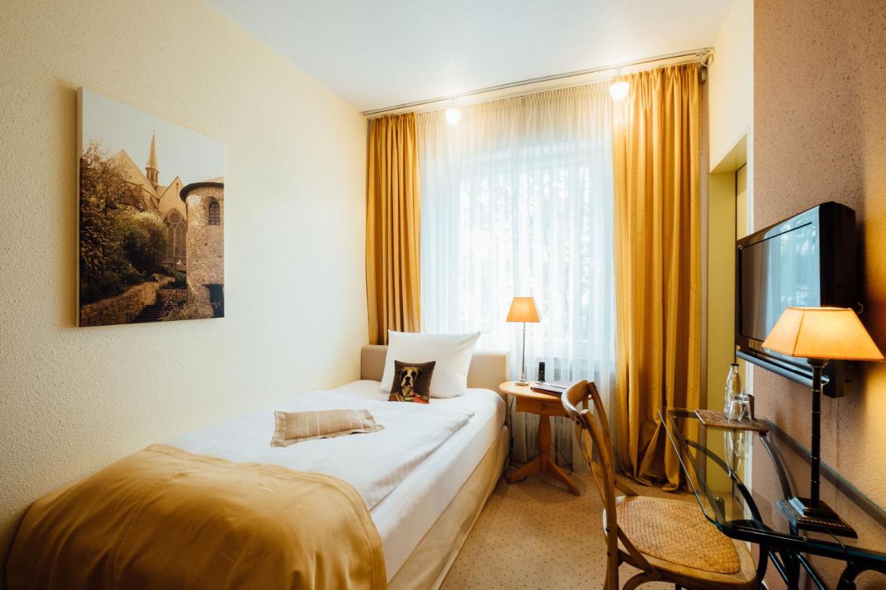 Hotel Zur Muehle パーダーボルン エクステリア 写真