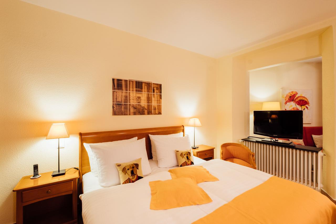 Hotel Zur Muehle パーダーボルン エクステリア 写真